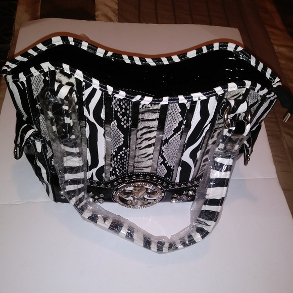Black and white zebra print handbag - Picture 3 of 10
